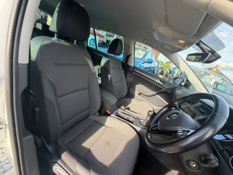 Volkswagen Golf MATCH TDI 11