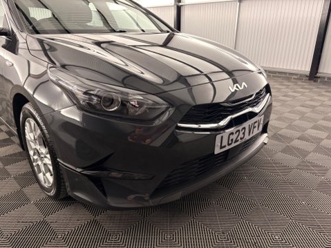 Kia Ceed 1.5 T-GDi 2 Euro 6 (s/s) 5dr Non-ADAP 43