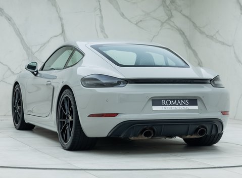 Porsche 718 Cayman GTS 4.0 7