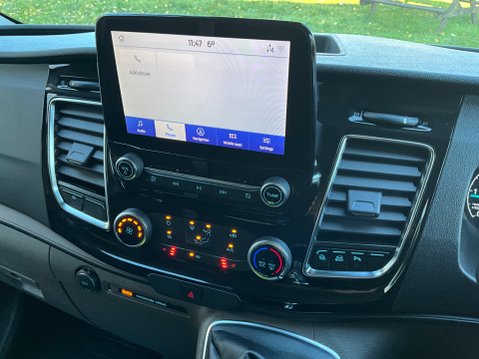 Ford Transit Custom 300 LIMITED P/V ECOBLUE 23