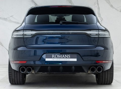 Porsche Macan GTS PDK 22