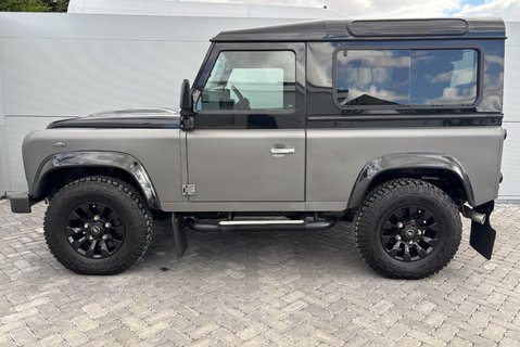 Land Rover Defender 90 TD Autobiography Station Wagon - 1/100 Made - LR Service History 7