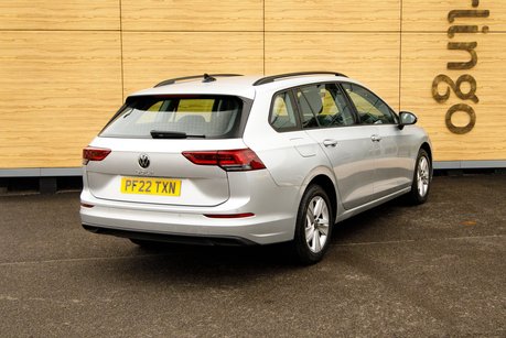 Volkswagen Golf LIFE TSI
