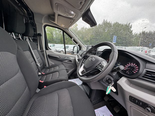 Maxus Deliver 9 LWB L3H2 [SOLD KH] Medium Roof Air Con Sensors EURO 6 15