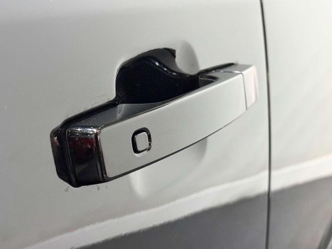 Land Rover Defender 3.0 P400 MHEV X SUV 5dr Petrol Auto 4WD Euro 6 (s/s) (400 ps) 87