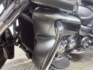 Kawasaki Vulcan 1700 VOYAGER 2010 40K NEW MOT SERVICED LARGE TOURER CRUISER BIKE 45