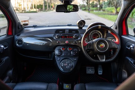 Abarth 695 Tributo Ferrari 16