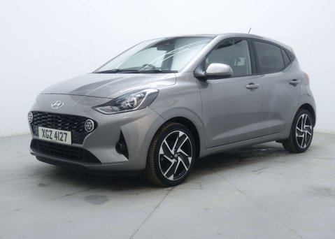 Hyundai i10 1.2 i10 Premium MPI Auto 5dr 8