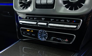 Mercedes-Benz G Class AMG G63 MAGNO EDITION URBAN 30