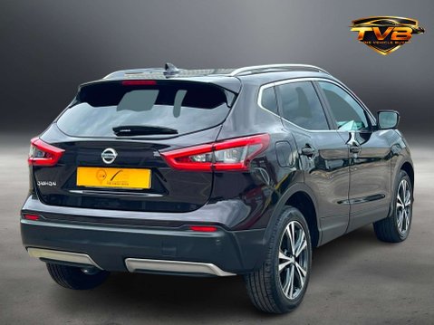 Nissan Qashqai 1.2 Qashqai N-Connecta DiG-T CVT 5dr - NATIONAL DELIVERY* 13