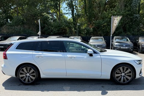 Volvo V60 RECHARGE T6 INSCRIPTION AWD - FULL MAIN DEALER SERVICE - HUGE SPEC 5