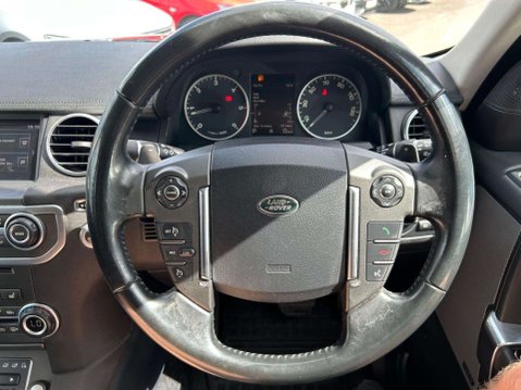 Land Rover Discovery 3.0 SD V6 Graphite SUV 5dr Diesel Auto 4WD Euro 6 (s/s) (256 bhp) 63