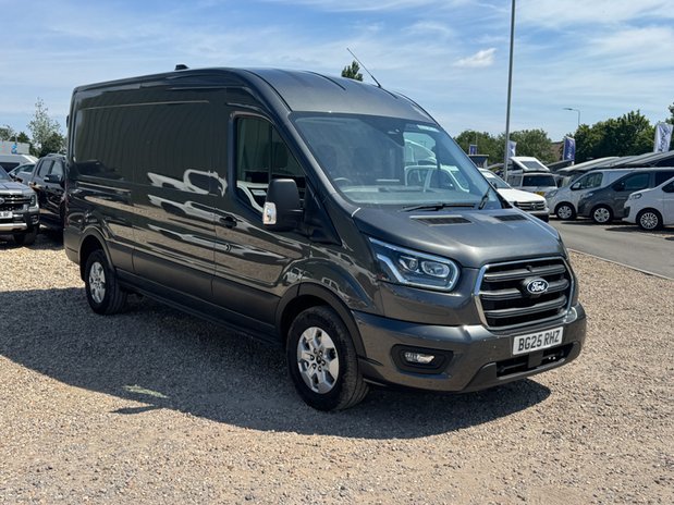 Ford Transit AUTO LWB L3H2 Medium Roof Limited 350 Air Con Alloys Cam EURO 6 NO VAT 4