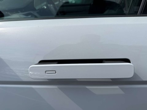 Land Rover Range Rover Evoque 2.0 Range Rover Evoque First Edition D Auto 4WD 5dr 51