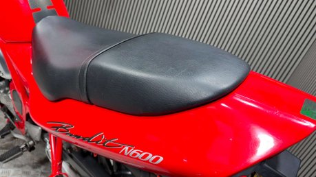 Suzuki Bandit 600 GSF 1996 MK1 RUNNING PROJECT BIKE ONLY 26K NAKED A2 16