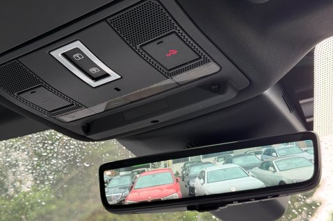 Land Rover Range Rover Evoque R-DYNAMIC HSE MHEV -ADAPTIVE CRUISE -PAN ROOF -HEATED S/WHEEL - FULL S/HIST 56