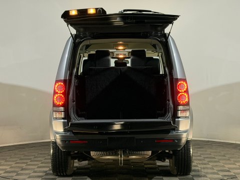 Land Rover Discovery SDV6 HSE 8