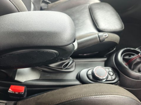 Mini Hatch 2.0 Cooper S Steptronic Euro 6 (s/s) 3dr 52