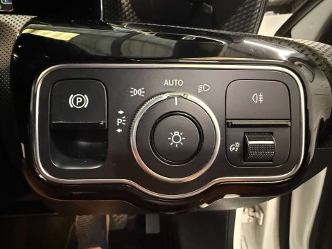 Mercedes-Benz A Class 1.5 A 180 Sport D Auto 5dr 18