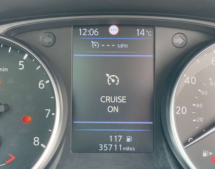 Nissan Qashqai 1.3 Qashqai N-Motion DiG-T 5dr 28