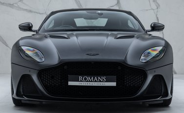 Aston Martin DBS Superleggera 7