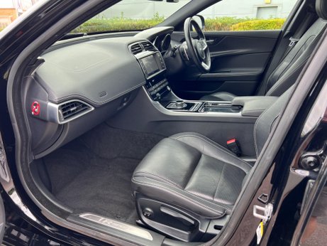 Jaguar XE 2.0i R-Sport Auto Euro 6 (s/s) 4dr 77