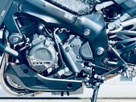 Suzuki GSX GSXS 1000 34