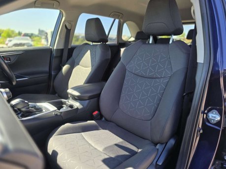 Toyota Rav4 2.5 VVT-h GPF Design SUV 5dr Petrol Hybrid CVT 4WD Euro 6 (s/s) (222 ps) 36