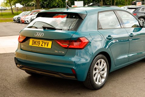 Audi A1 SPORTBACK TFSI SPORT 8