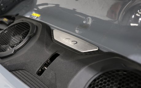 Porsche 911 GT3 Touring PDK - PCCB, Carbon Roof, Lift 40