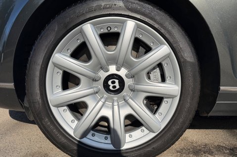 Bentley Continental GT - CYPRESS GREEN - 15 SERVICES RECORDED  54