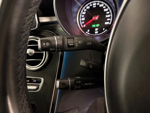 Mercedes-Benz GLC 2.0 GLC250 AMG Line (Premium Plus) G-Tronic 4MATIC Euro 6 (s/s) 5dr 24