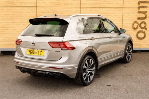 Volkswagen Tiguan R-LINE TECH TDI 4MOTION DSG 45