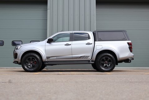 Isuzu D-Max 2026  V-CROSS COMMERCIAL STYLED @ SEEKER ASK ABOUT REAR SEAT CONVERSION 4