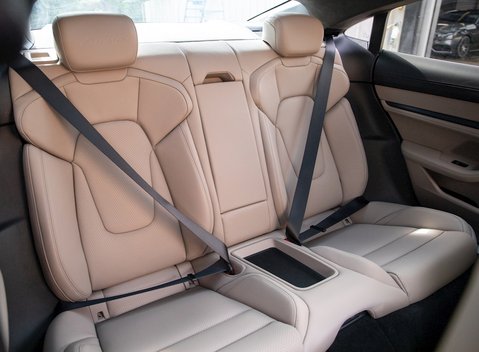 Porsche Taycan Turbo 14