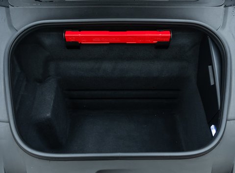 Porsche 911 Turbo S (992) 35