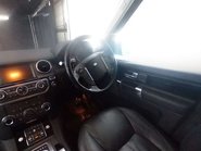 Land Rover Discovery 3.0 Discovery HSE SDV6 Auto 4WD 5dr 3