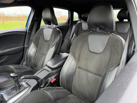 Volvo V40 2.0 D4 R-Design Euro 6 (s/s) 5dr 38