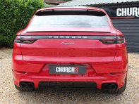 Porsche Cayenne 3.0 Cayenne V6 E-Hybrid Auto 4WD 5dr 24