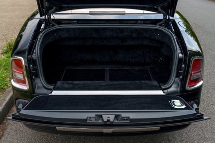 Rolls-Royce Phantom Drophead Coupé 29