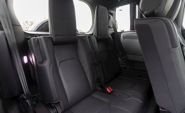 Land Rover Defender 110 X P400 15