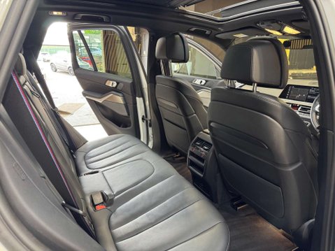 BMW X5 4.4 X5 M50i Auto 4WD 5dr 6