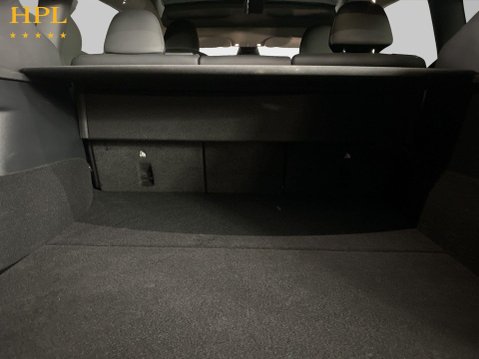 Tesla Model Y (Dual Motor) Long Range SUV 5dr Electric Auto 4WDE (384 bhp) Cruise - Sat N 20