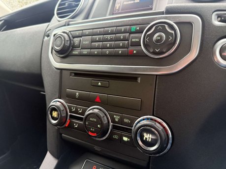 Land Rover Discovery 3.0 Discovery SE SDV6 Auto 4WD 5dr 28