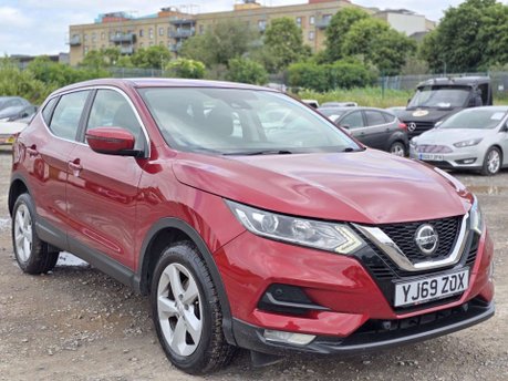 Nissan Qashqai 1.3 DIG-T Acenta Premium SUV 5dr Petrol DCT Auto Euro 6 (s/s) (160 ps) 5