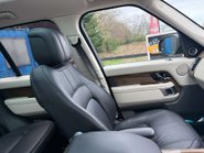 Land Rover Range Rover 3.0 Range Rover Vogue SE D MHEV Auto 4WD 5dr 9