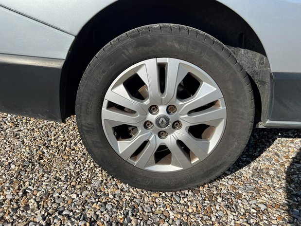 Renault Trafic LWB L2H1 Sport L130 Air Con Alloys Nav Sensors EURO 6 NO VAT 15