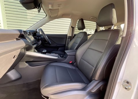 MG ZS 1.5 HYBRID+ TROPHY 16