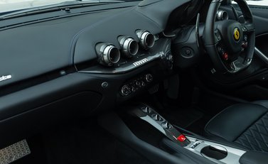 Ferrari F12 Berlinetta 17