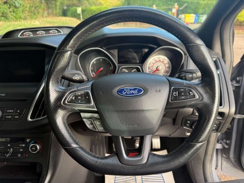 Ford Focus 2.0 Focus ST-3 TDCi 5dr 44